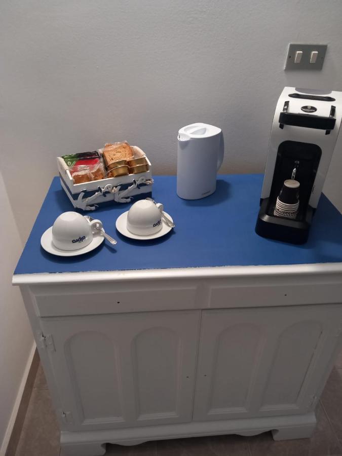 Wendy House Apartament Bari Bagian luar foto