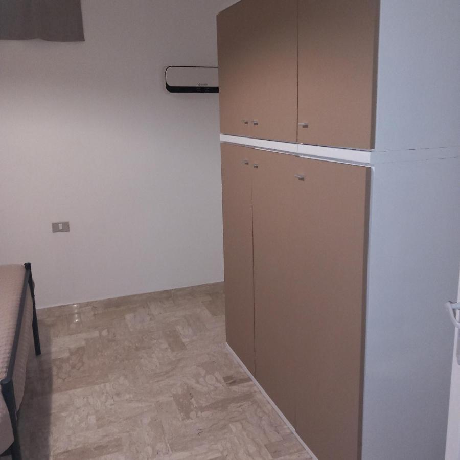 Wendy House Apartament Bari Bagian luar foto