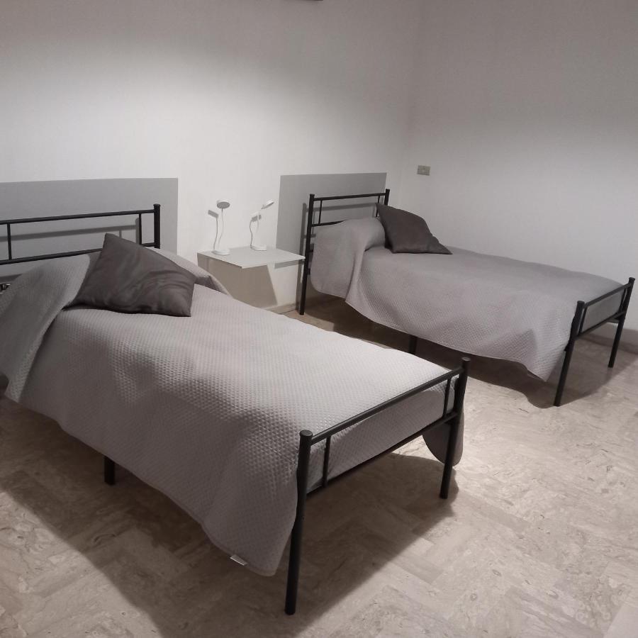 Wendy House Apartament Bari Bagian luar foto
