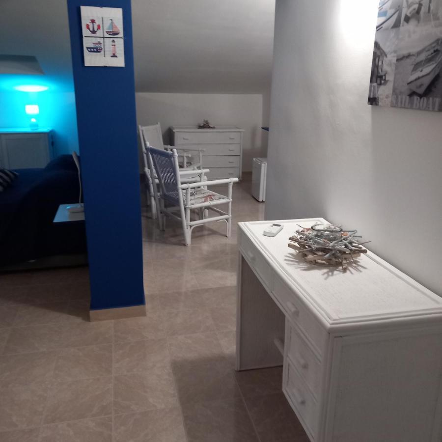 Wendy House Apartament Bari Bagian luar foto
