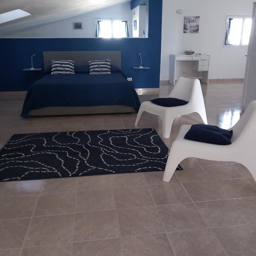 Wendy House Apartament Bari Bagian luar foto