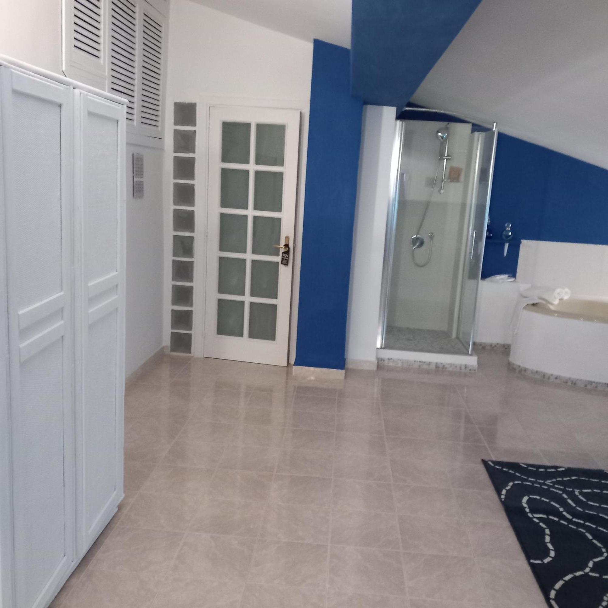 Wendy House Apartament Bari Ruang foto
